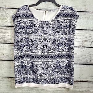 Collective Concepts Medium Blouse
